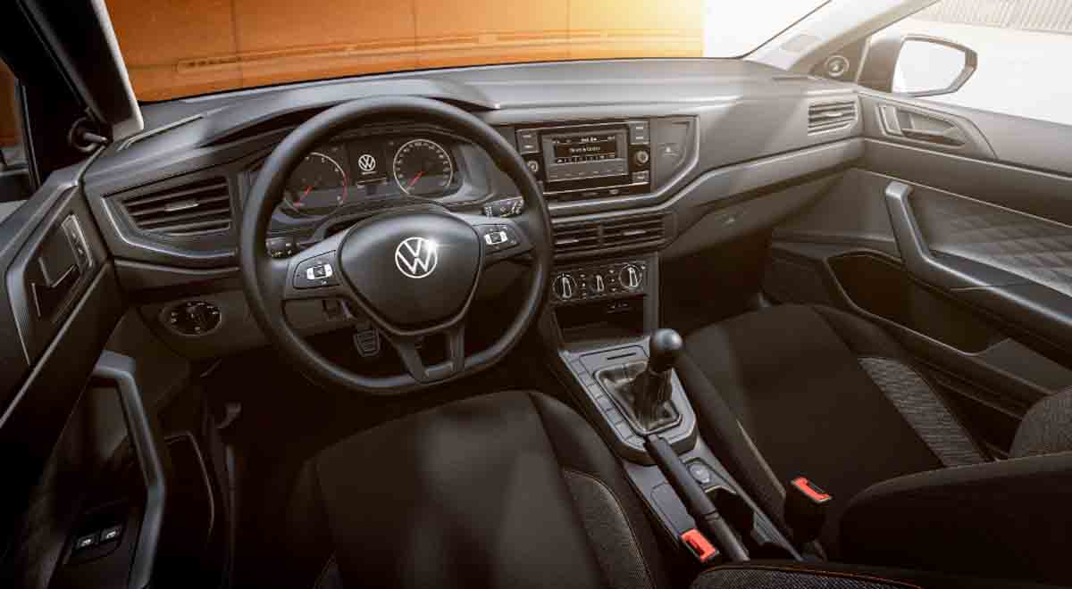 Volkswagen Polo Track interior