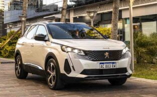 peugeot 3008 hybrid4 perfil2