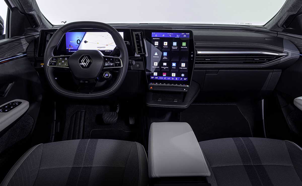 Renault Scenic E-Tech interior
