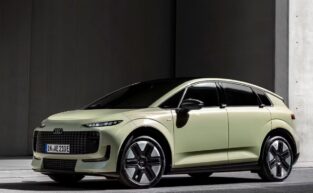 audi a2 e tron1