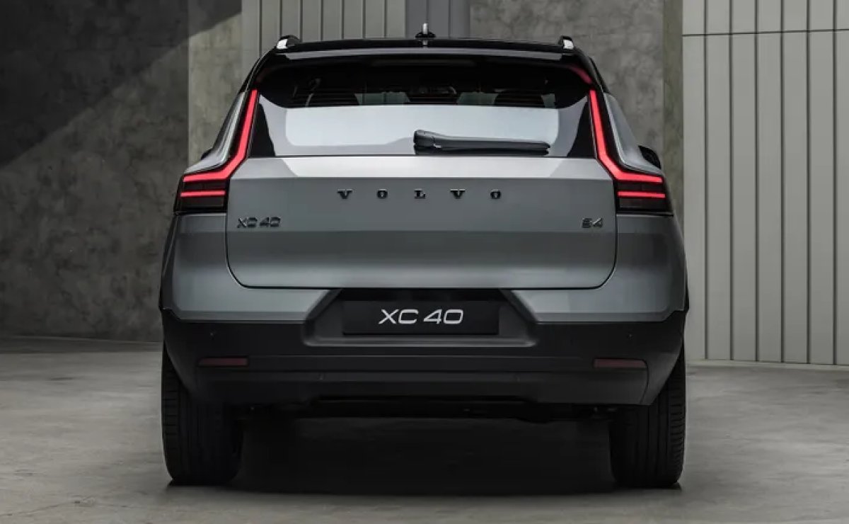 Volvo XC40 2028: AWD de serie y pantalla de 11.2 pulgadas, diseño renovado y tecnología avanzada 4 volvo xc40 20284